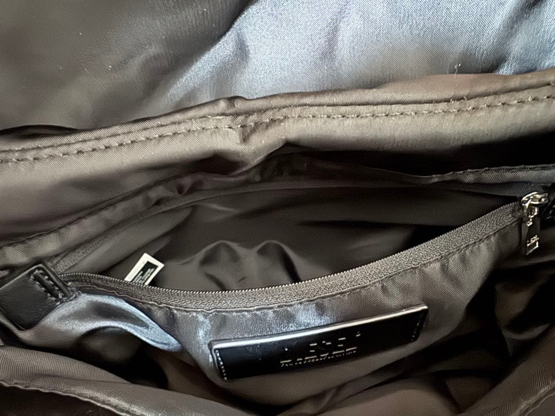 DIESEL ハンドバッグ ブラック