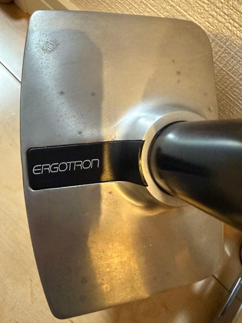 ERGOTRON エルゴトロン LX デスク モニターアーム　シルバー