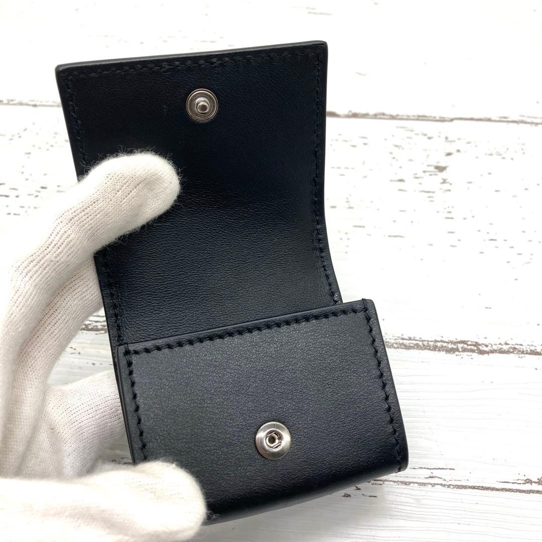 最終価格❣️極美品McQueenマックイーンAirPodsイヤホンケースレザーロゴ