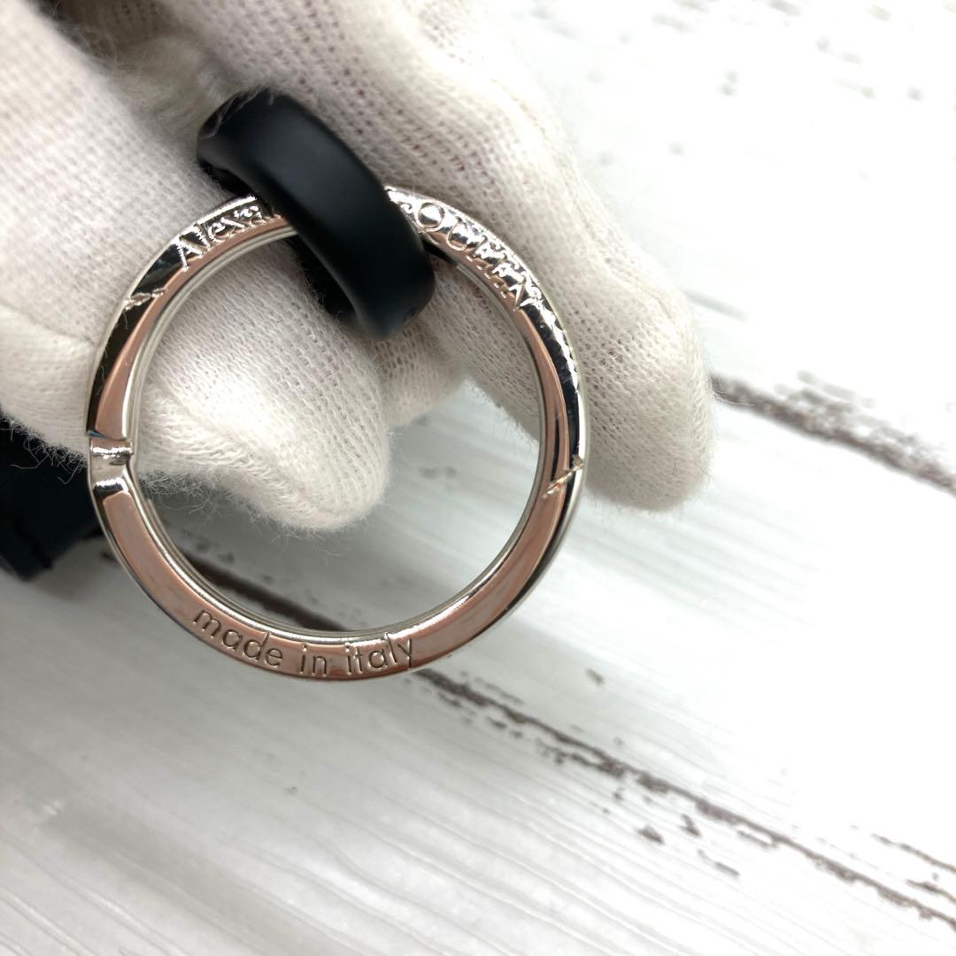 最終価格❣️極美品McQueenマックイーンAirPodsイヤホンケースレザーロゴ