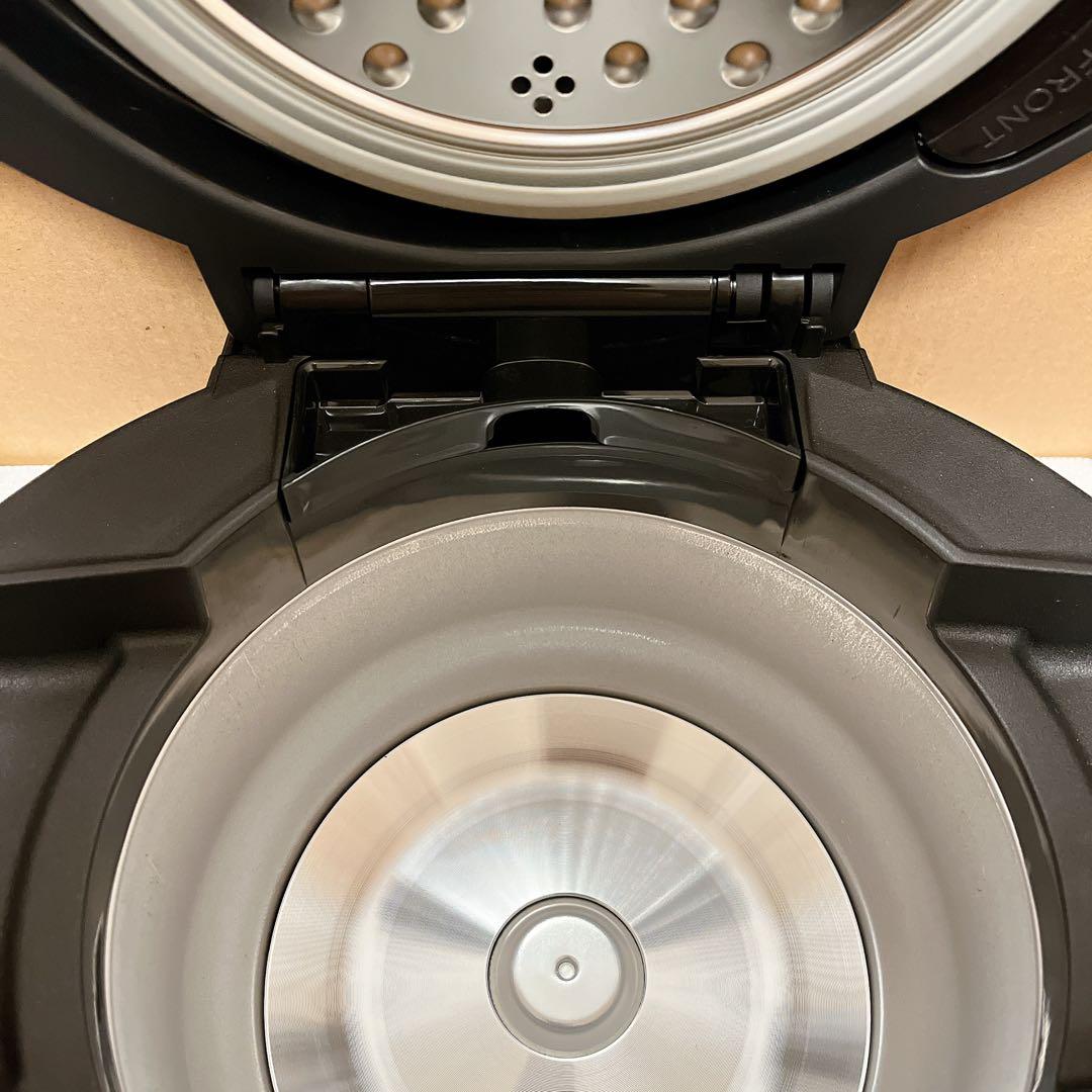 【新品未使用】　本体のみ　KN-HW16E-R ホットクック　ヘルシオ　1.6L