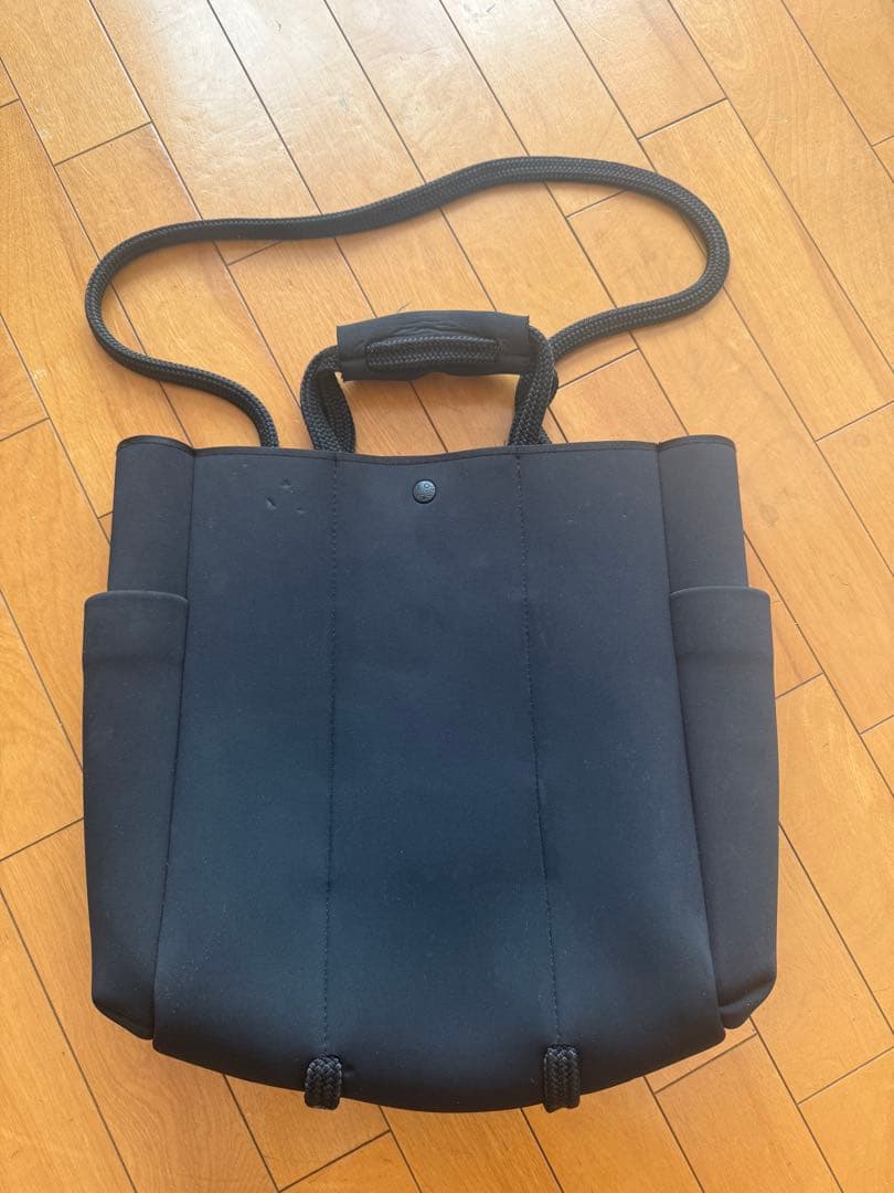 【きよげ】黒のトートバッグ