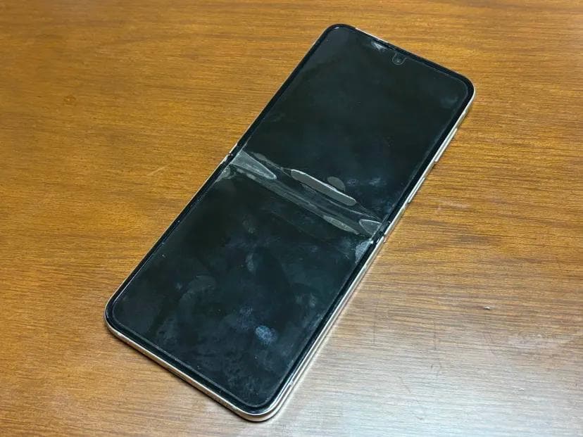 【ジャンク】Galaxy Z Flip5