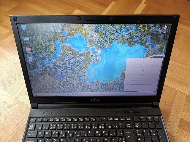 富士通 ノートA574/H　SSD256GBモリ8GB ☆快速☆