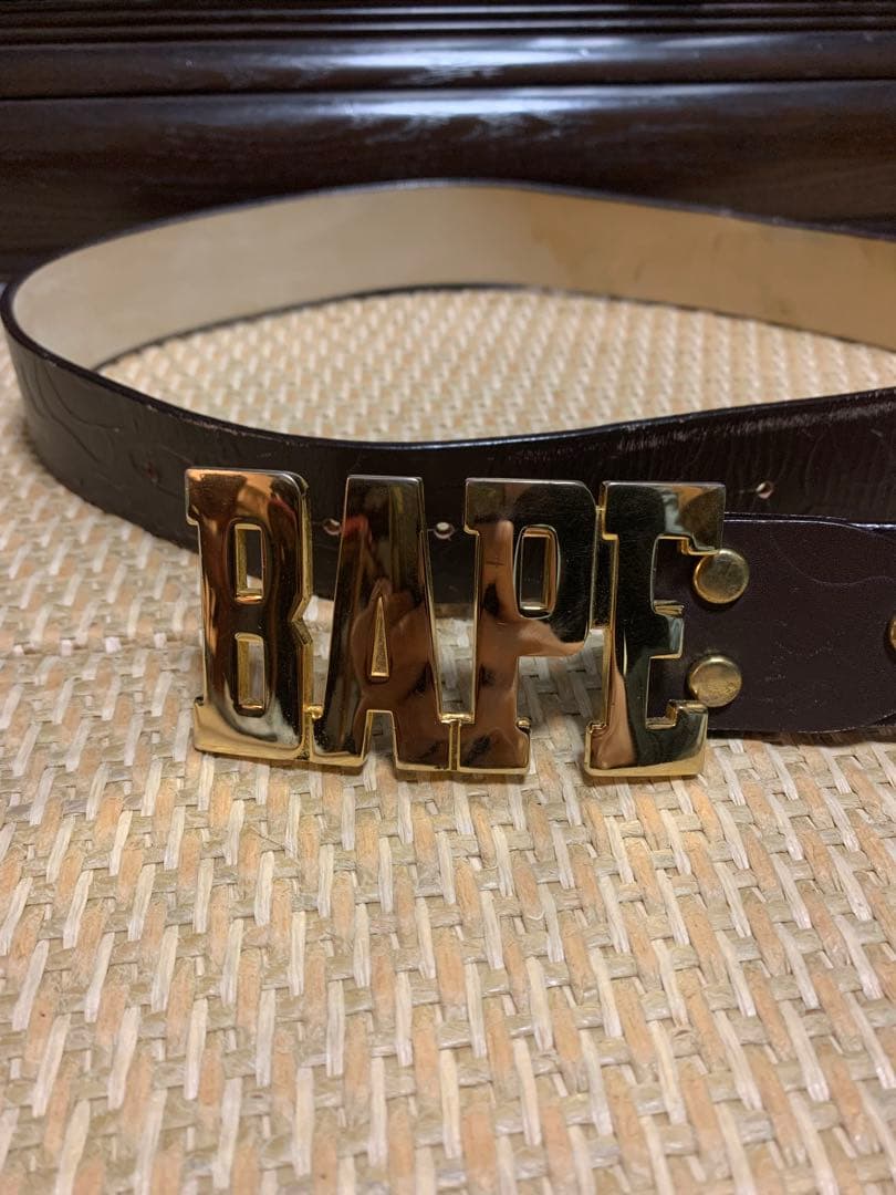 A BATHING APE ベルト　ゴールドバックル ブラウン　レザー　L