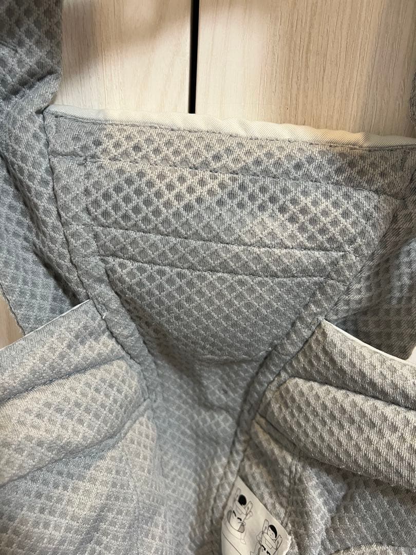 エルゴベビー　抱っこ紐　オムニブリーズ　グレー　灰色　メッシュ