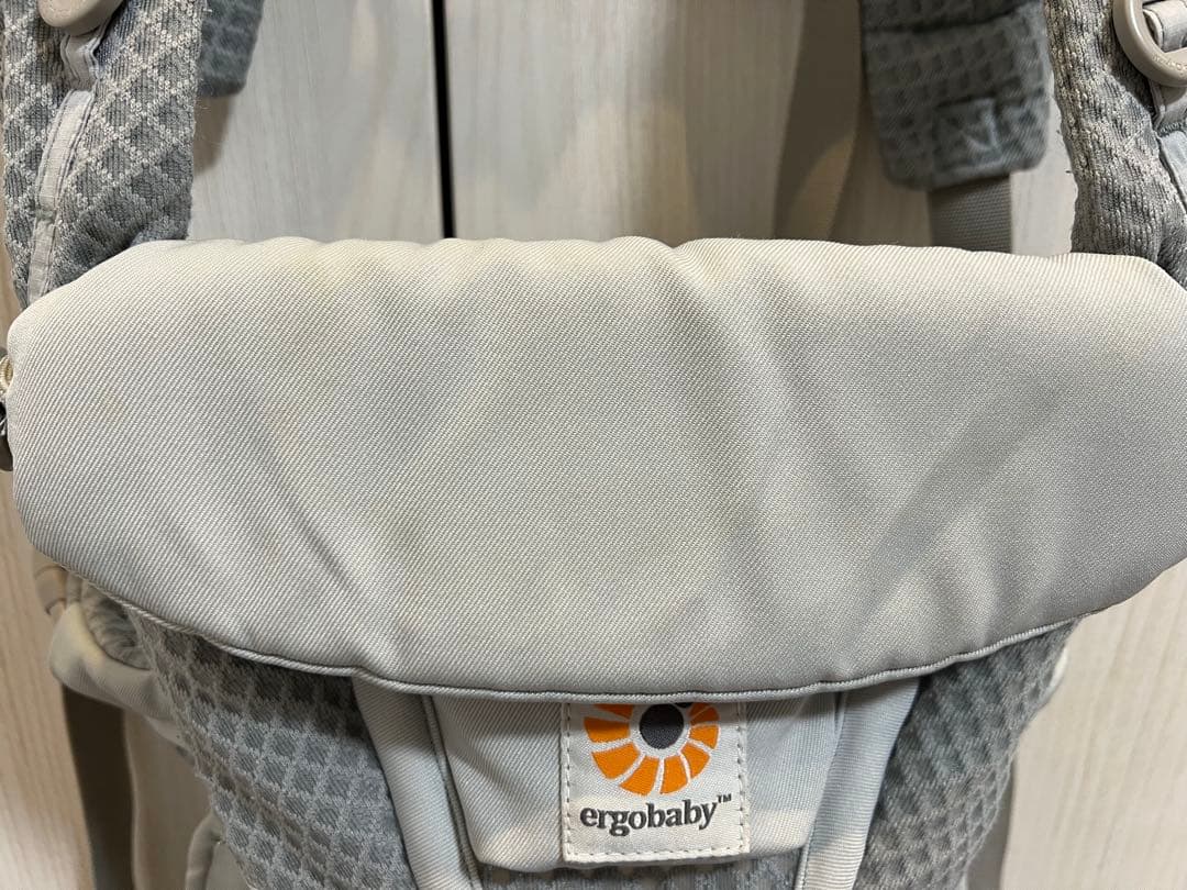 エルゴベビー　抱っこ紐　オムニブリーズ　グレー　灰色　メッシュ