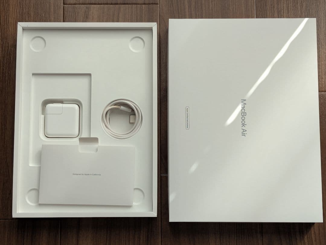 MacBook Air M2 2022 13インチ/8GB/256GB/シルバー