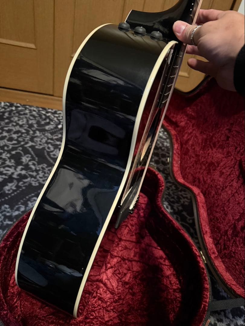 ギター Taylor 214CE DLX BLK