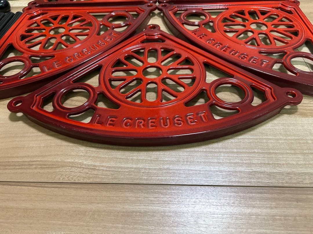 LE CREUSET(ル・クルーゼ)_ポットスタンド(赤)_5段