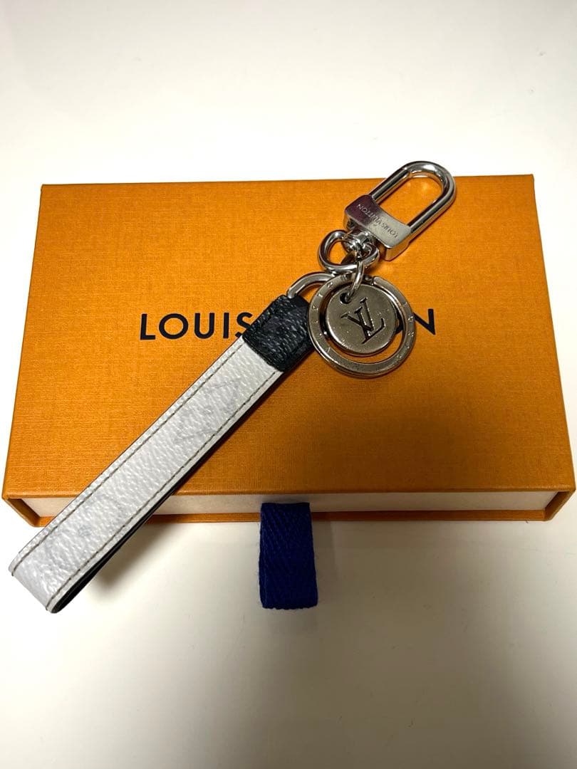 LOUIS VUITTON ルイヴィトン キーホルダー・ドラゴンヌ