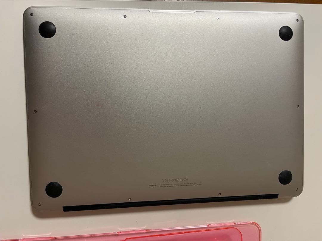 MacBook Air 13インチ Early 2015 i5/8GB/256G