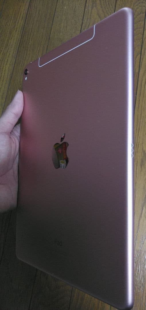 iPad Pro 9.7 128GB simフリー 美品 バッテリー97%