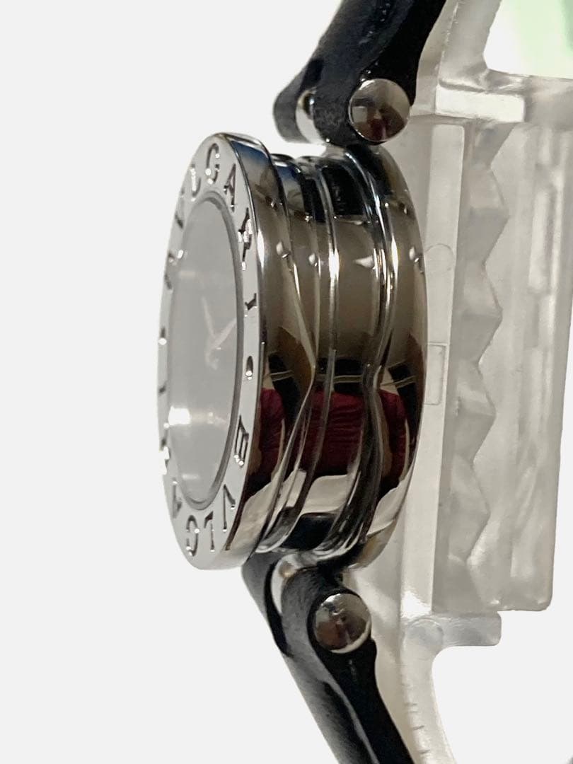 超美品！　BVLGARI ブルガリ　ビーゼロワン 黒文字盤　レディース腕時計
