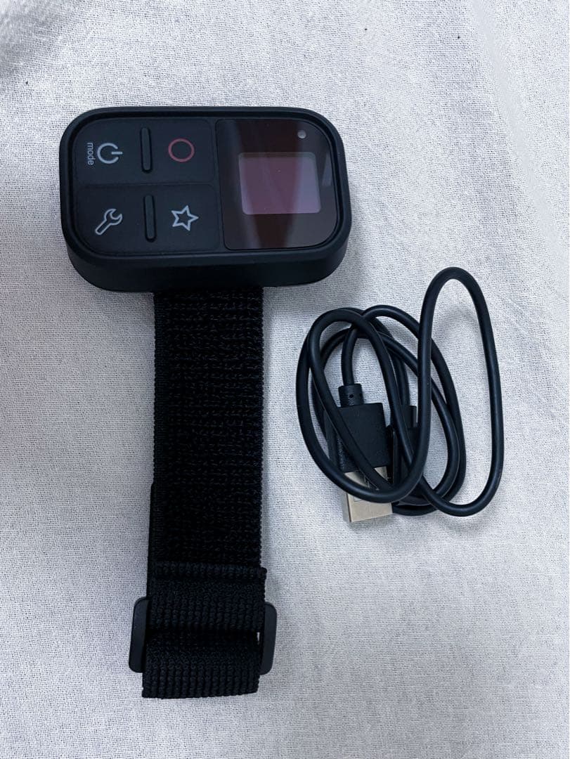 早い者勝ち！極上セット！ソニーα6400 Wズーム バッテリー3個付 動作確認済