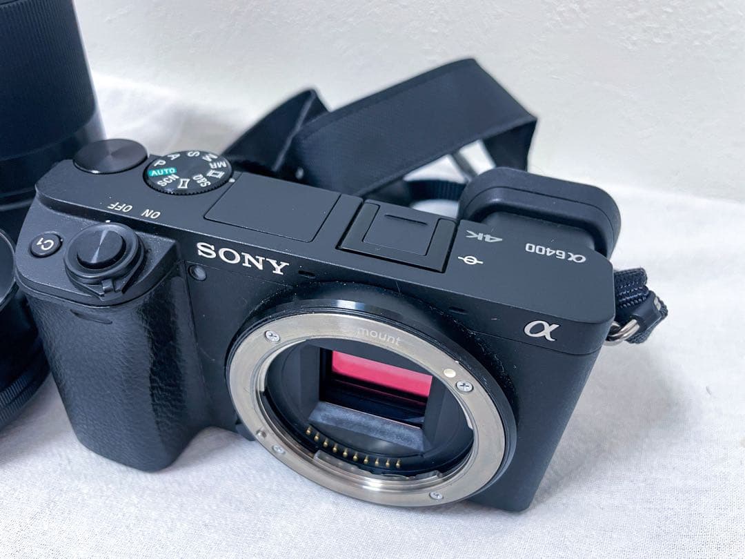 早い者勝ち！極上セット！ソニーα6400 Wズーム バッテリー3個付 動作確認済