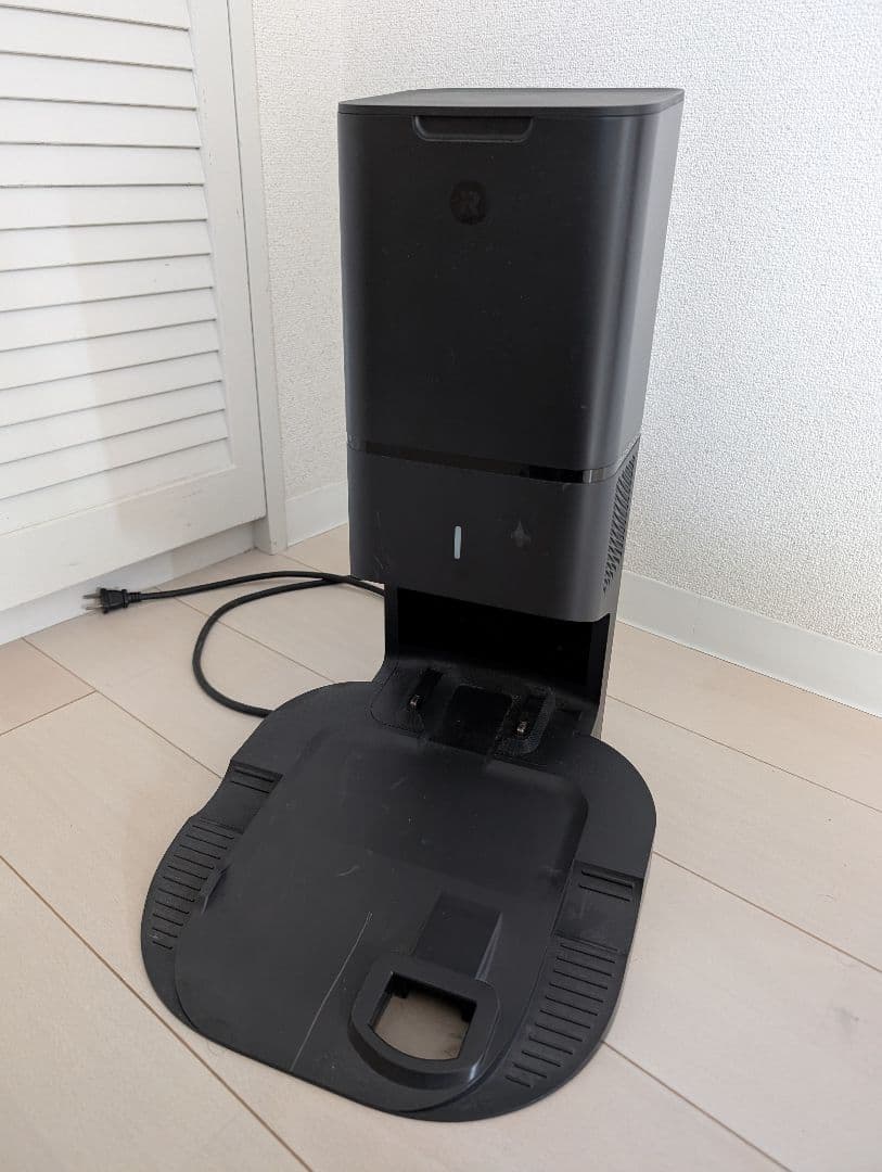 Roomba i7+ クリーンベース+バーチャルウォール等付属