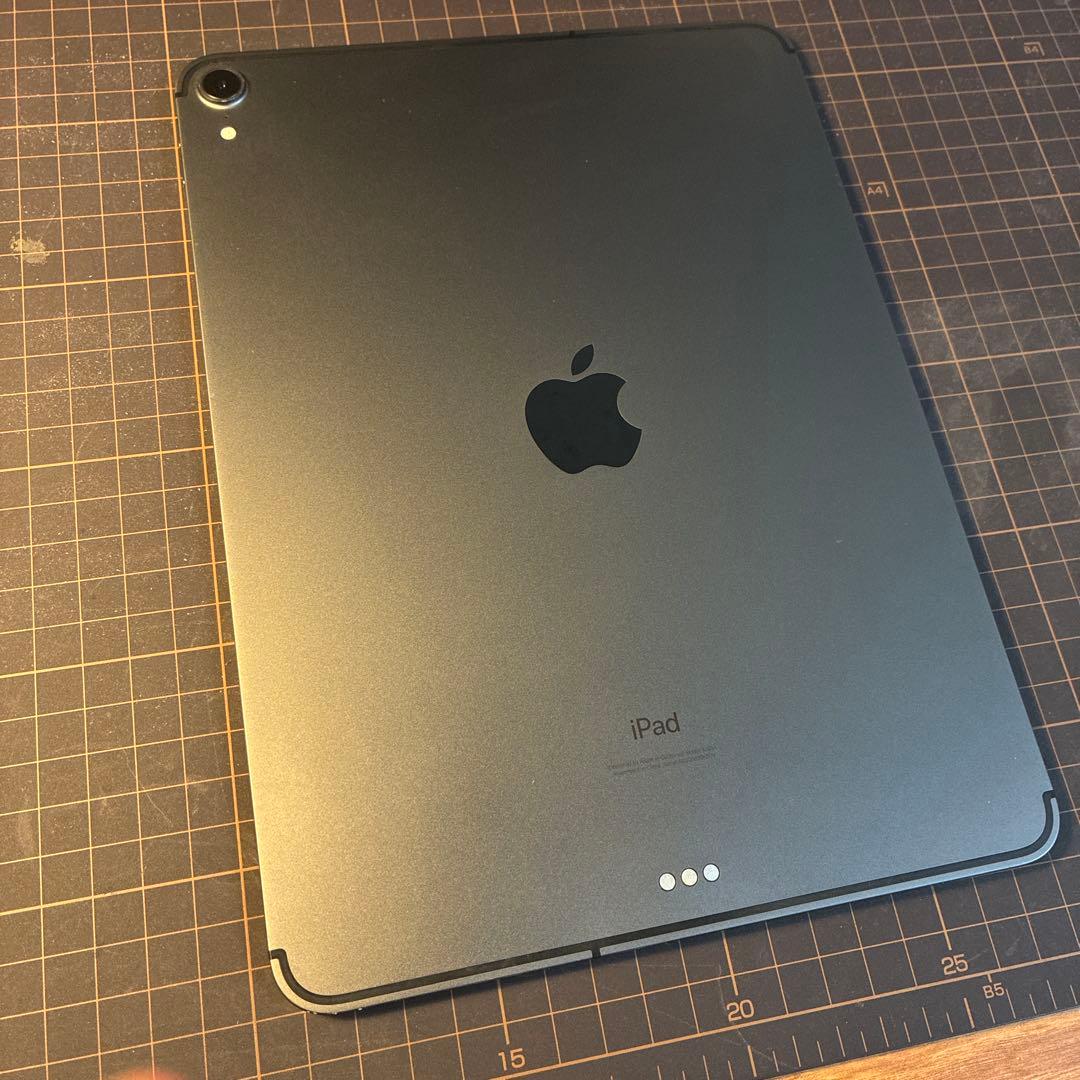 Apple iPad Pro 11インチ　第一世代　64GB wifiモデル
