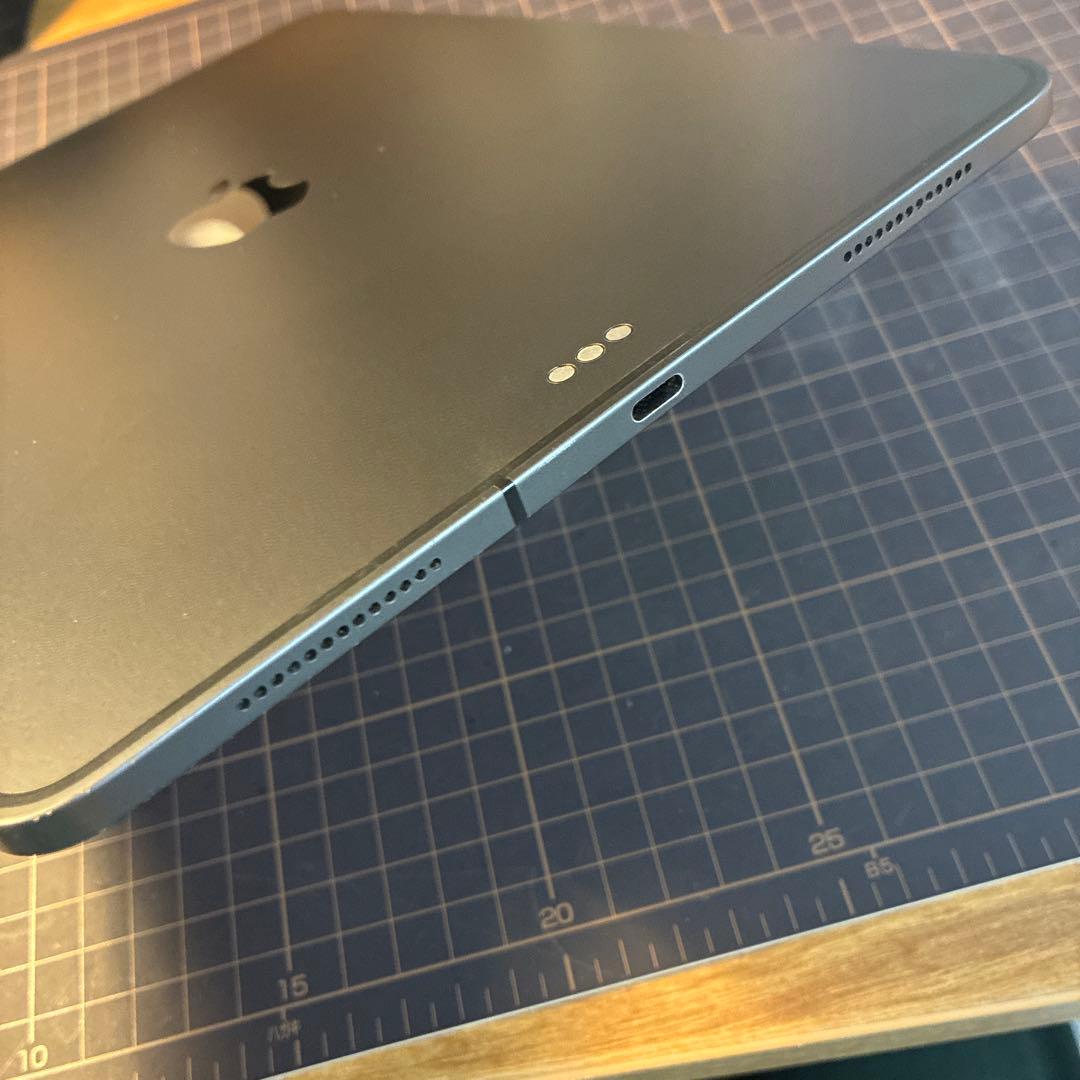 Apple iPad Pro 11インチ　第一世代　64GB wifiモデル