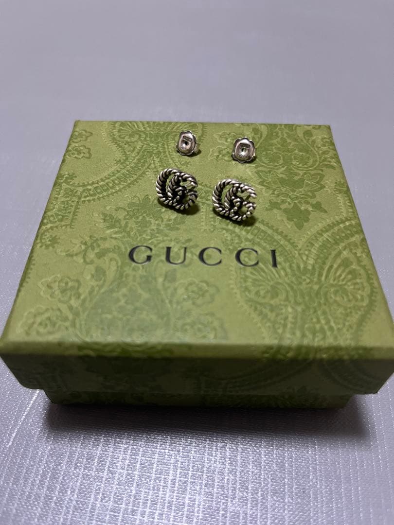 GUCCI ダブルG ピアス