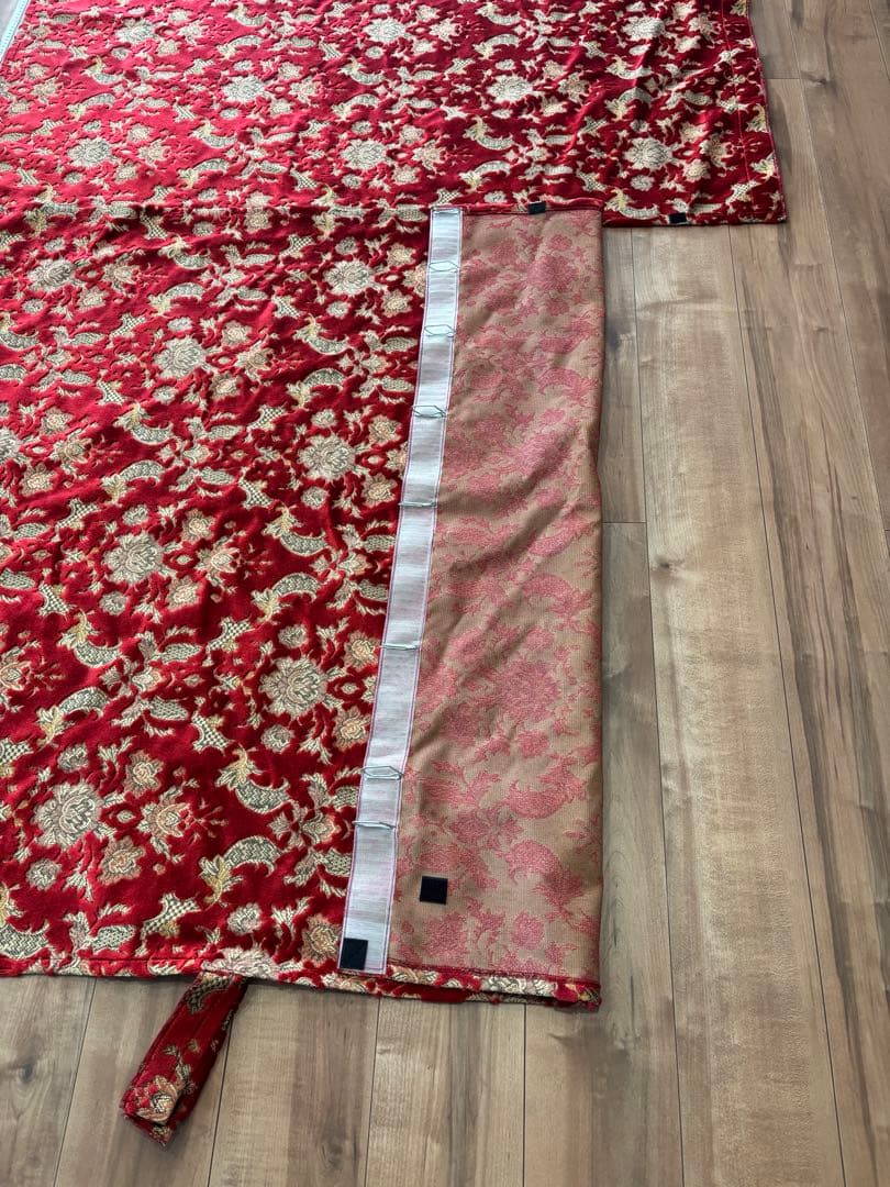 金華山　バレンタイン　赤　センターカーテン　キタワキ製　値下げ中