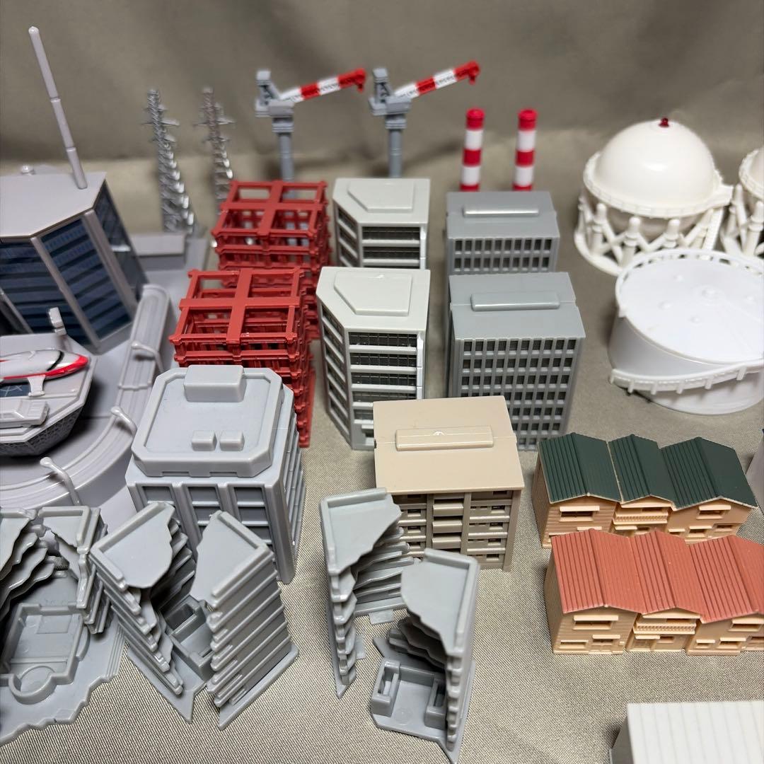 ジオラマセット　科学特捜隊基地、アルティメットストラクチャー