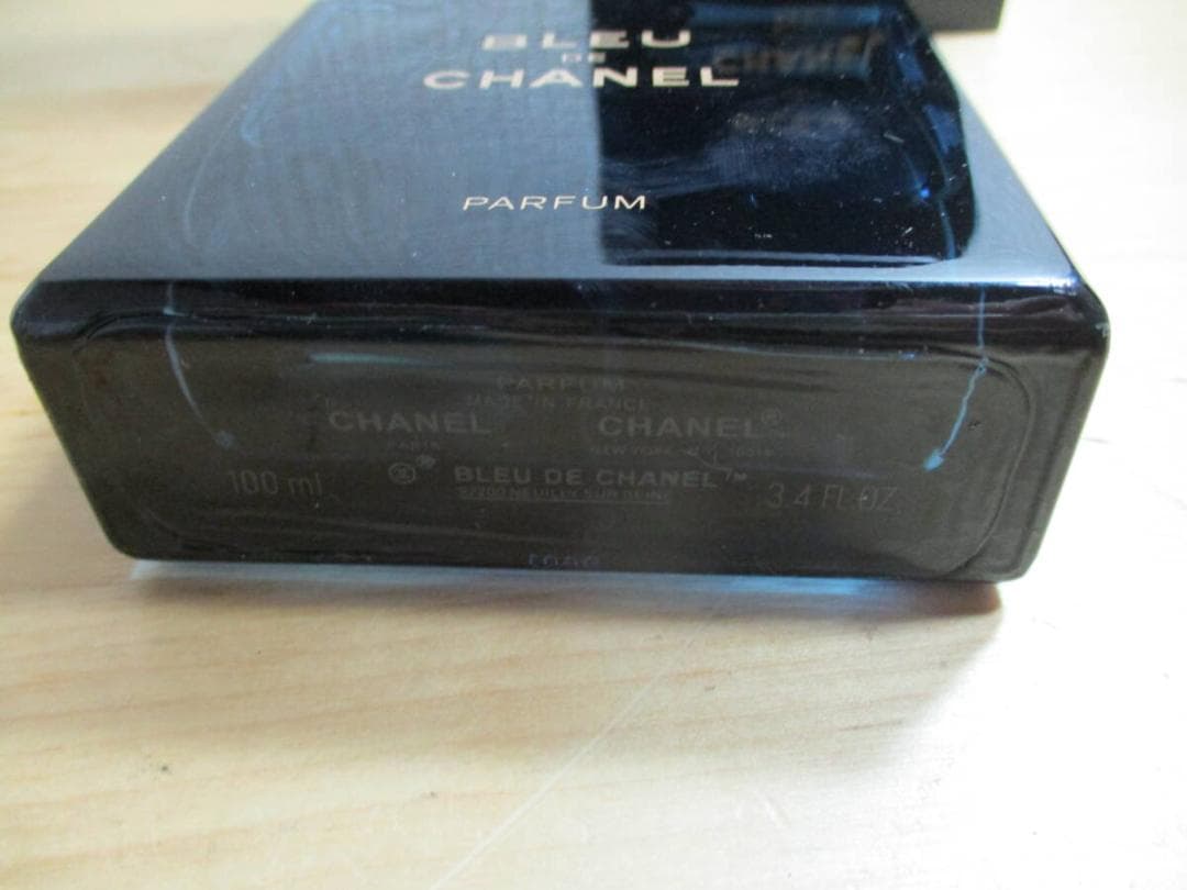 シャネル　ブルードゥシャネル　プールオム　１００ｍｌ　ＰＡＲＦＵＮ　ほぼ未使用品