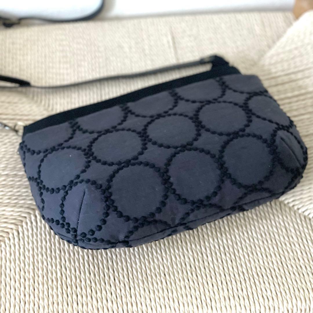 ⚮̈ミナペルホネン　tambourine charcoal ドラポケショルダー