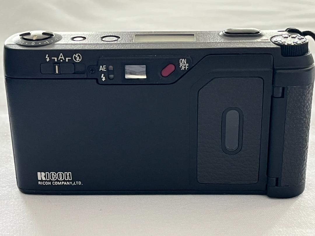 T*\様 ■RICOH リコー GR1 コンパクトフィルムカメラ ブラック