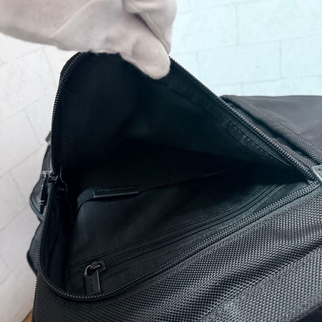 未使用級 希少 トゥミ アルファ コンパニオン トートバッグ ブラック