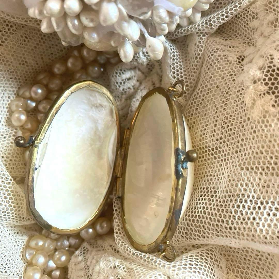 フランスアンティークマザーオブパール　白蝶貝　チェーン付き