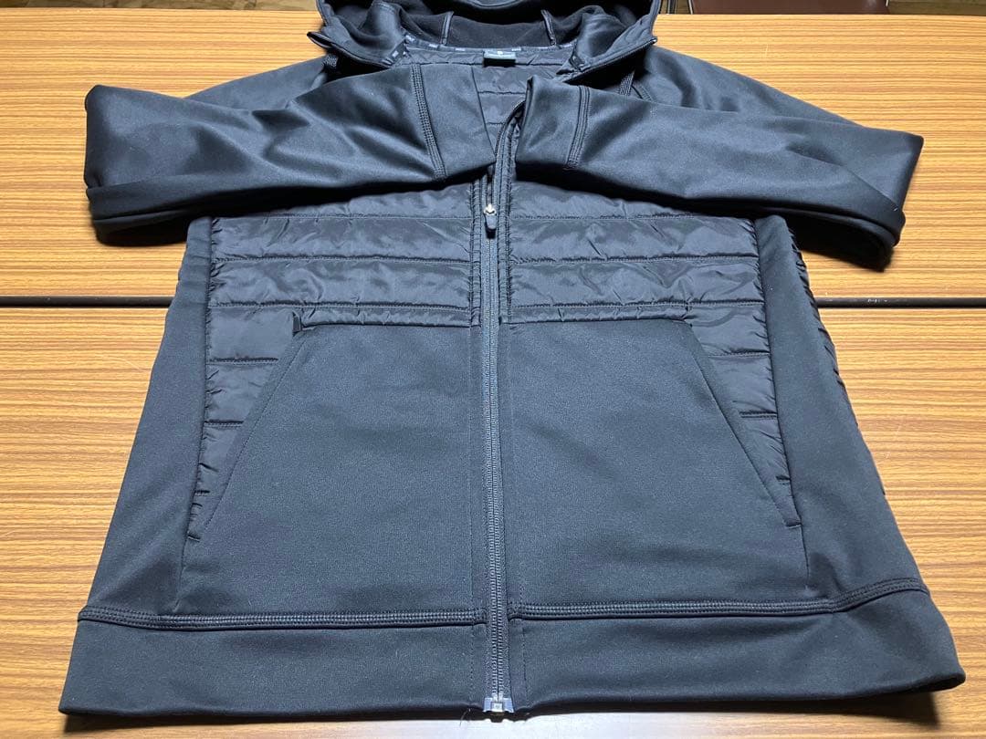 極美品 NIKE Therma WNTRZD フルジップ フーディー S 黒