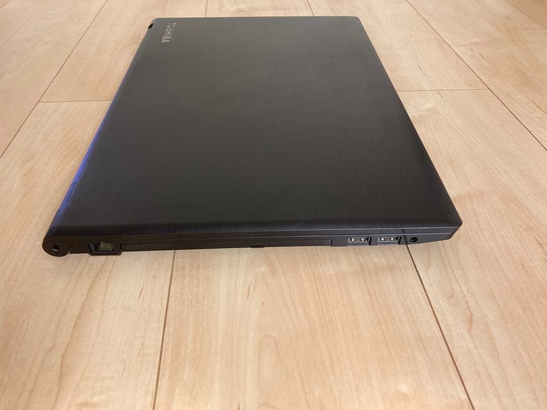 東芝 dynabook Satellite B35/R