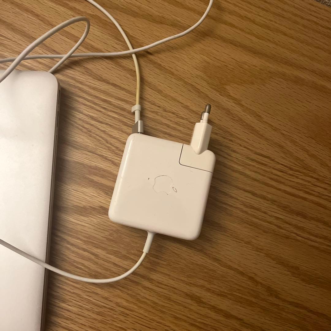 2015年度のMacBook シルバー