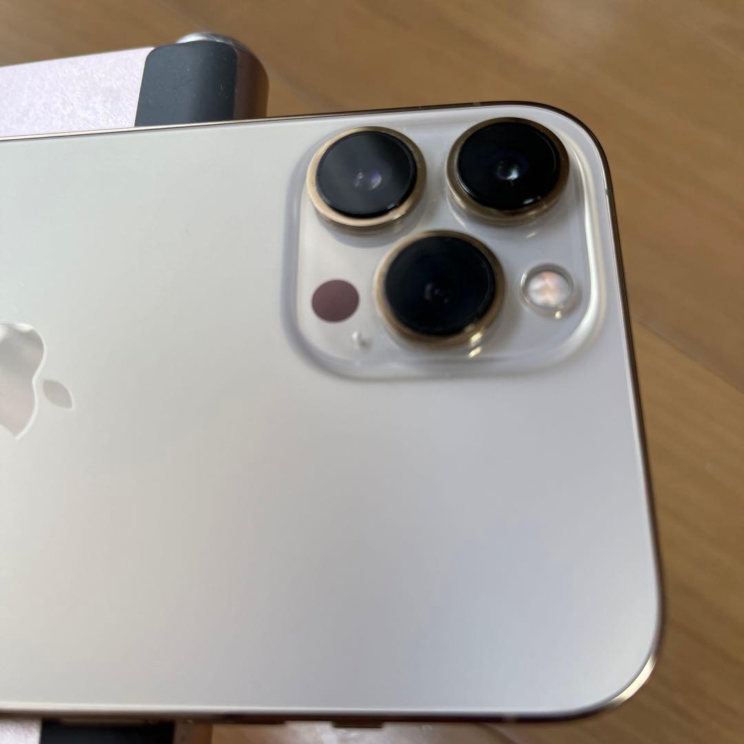 バッテリー新品100%超美品！iPhone13 pro max 128GB