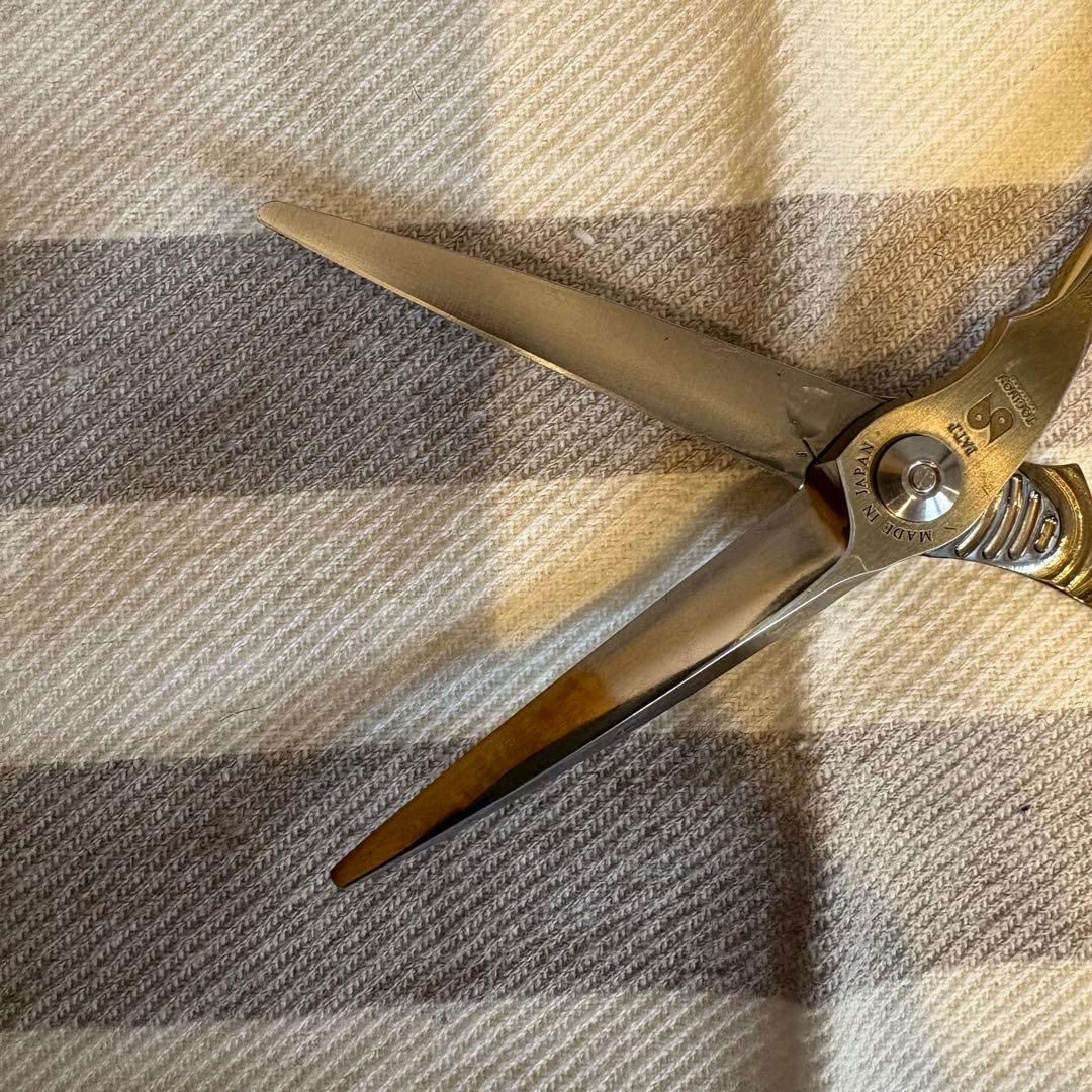 トギノンハサミ　フーマフォルテッシモ　ブラント5.8 ゴールド