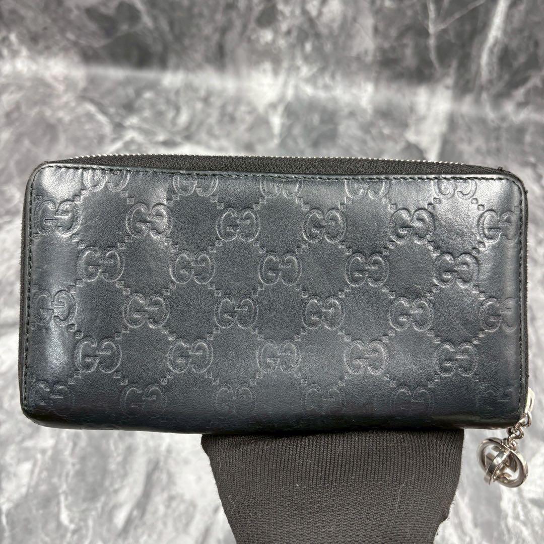 グッチ 長財布 GG シマ ラウンドジップ レザー インターロッキング チャーム