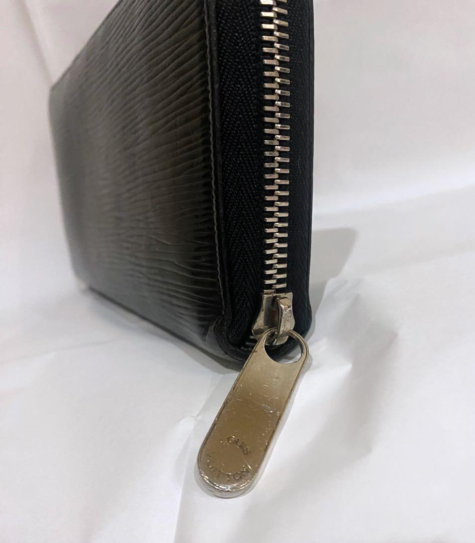 ルイヴィトン ジッピーウォレット エピ ブラック ラウンド 長財布