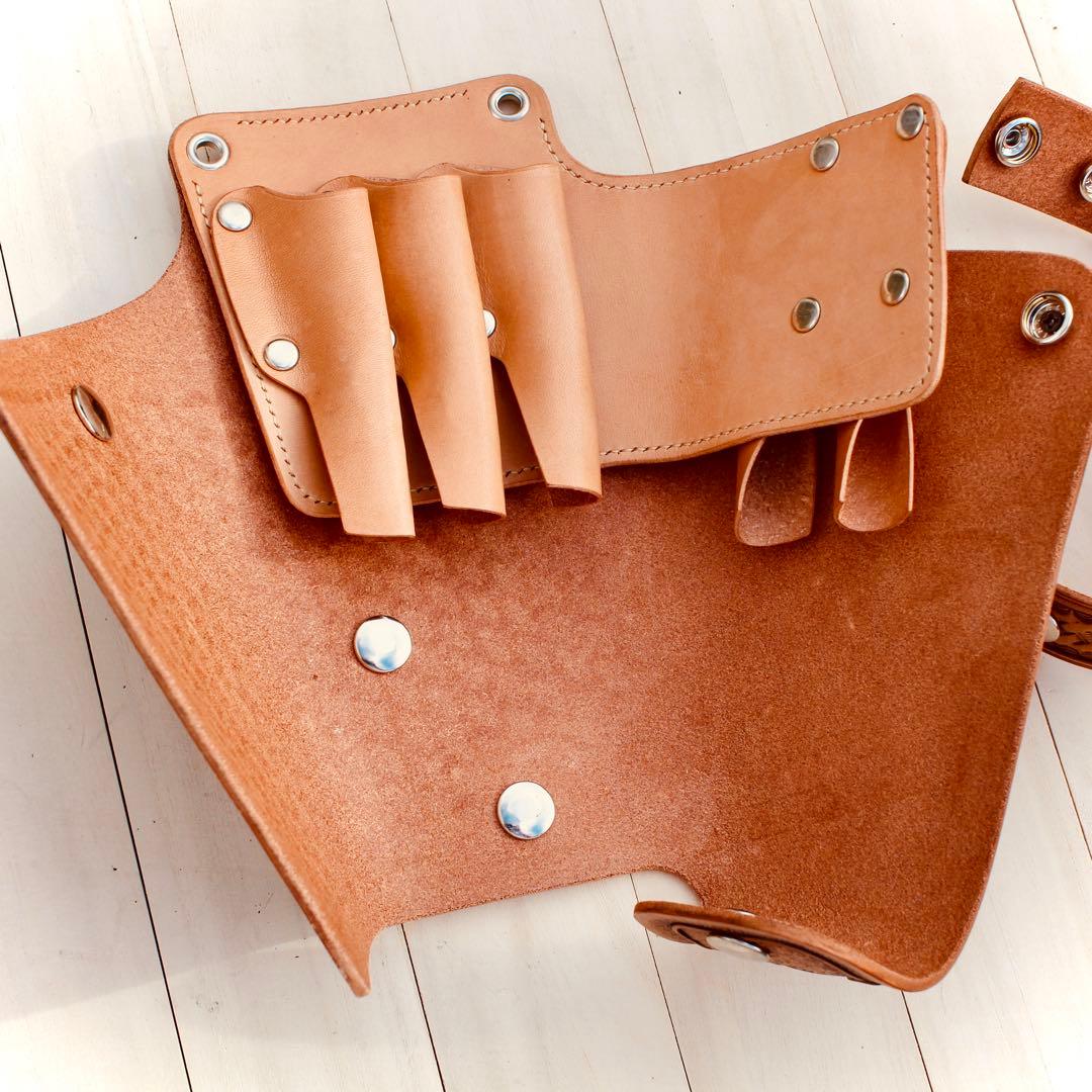 シザーケース【カービング/ナチュラル染色】