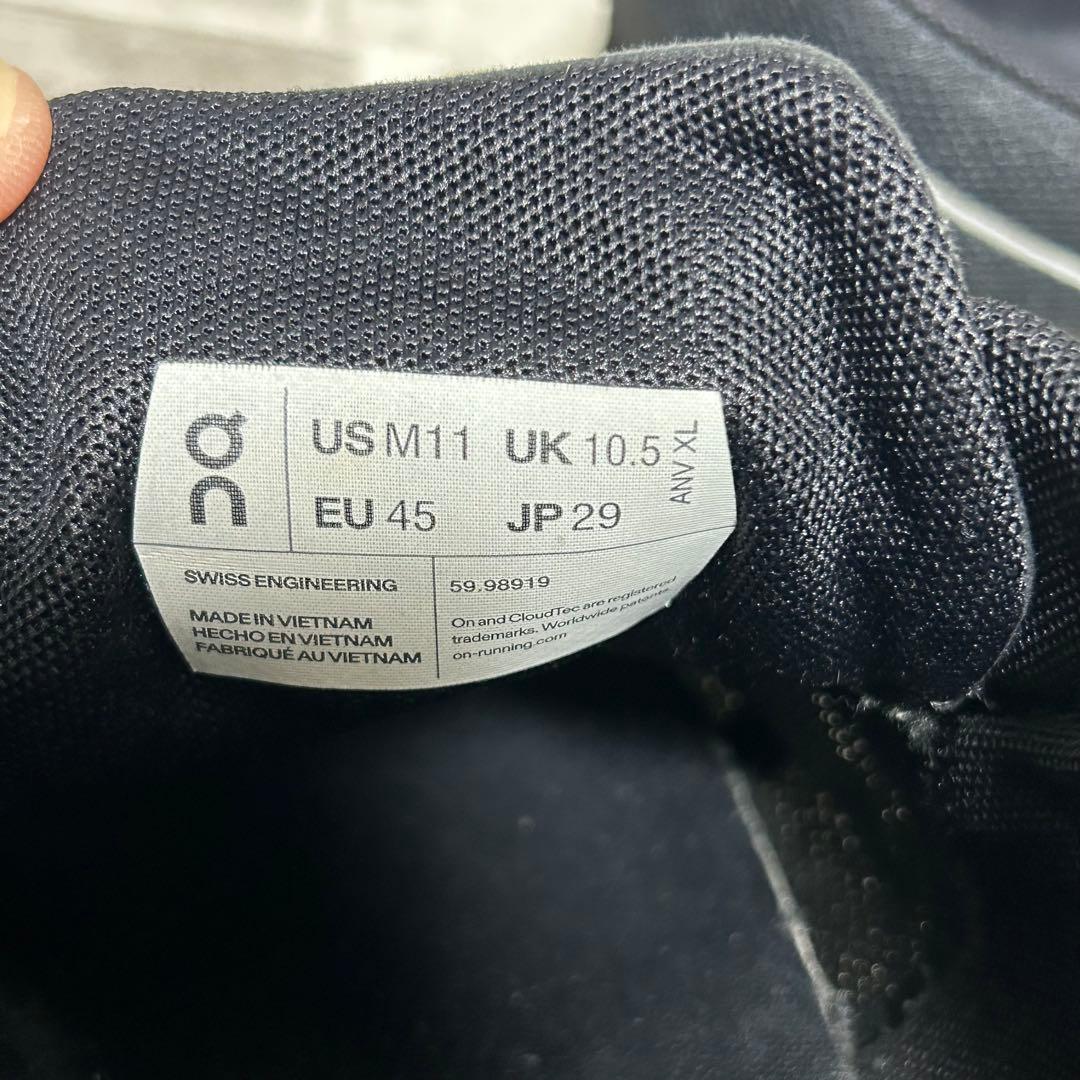 美品　On オン　Cloud5 クラウド5 ランニングシューズ　29cm