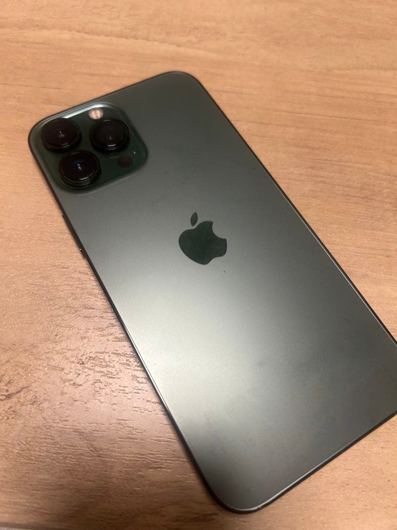 Apple iPhone 13 Pro Max アルパイングリーン