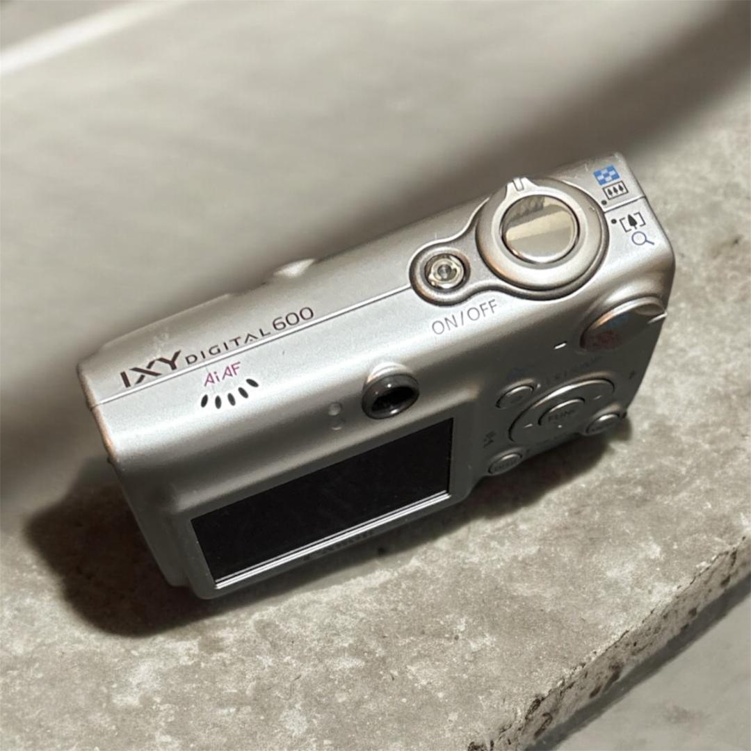 Canon IXY DIGITAL 600 コンパクトデジタルカメラ