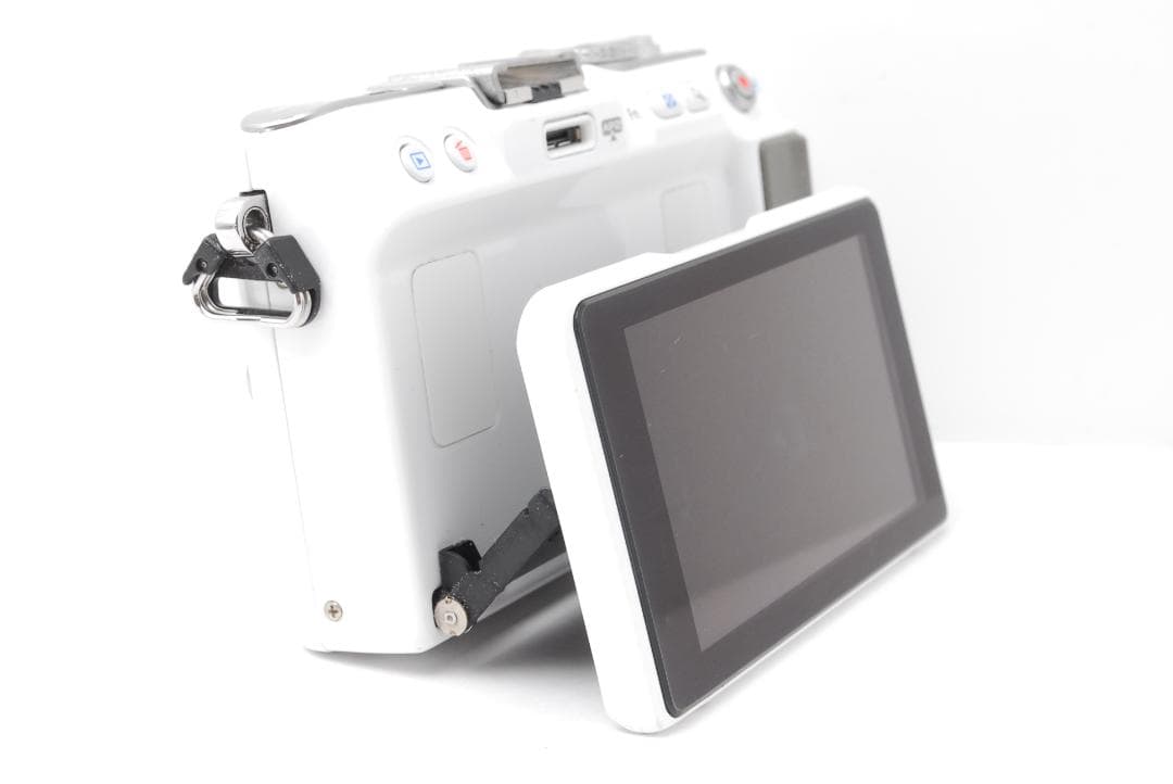 【箱・付属品・フラッシュ付き　美品】OLYMPUS PEN Lite E-PL3