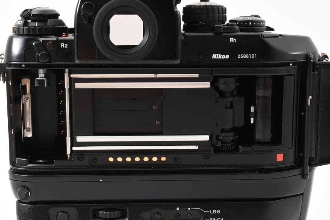 美品 F4S MB-23 フィルムカメラ B393