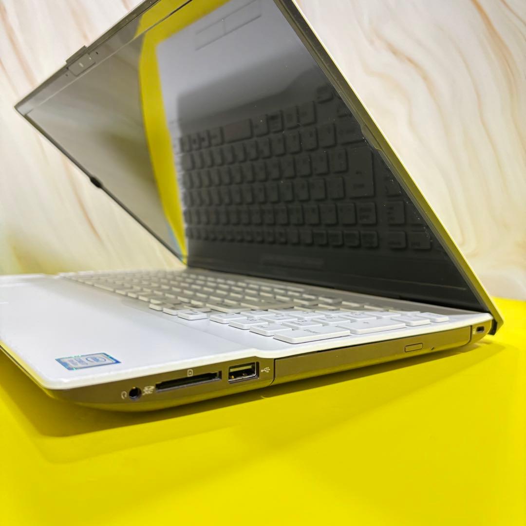 【第8世代Core i7】/WEBカメラ有/OS無/パーツ取り/ジャンク扱い