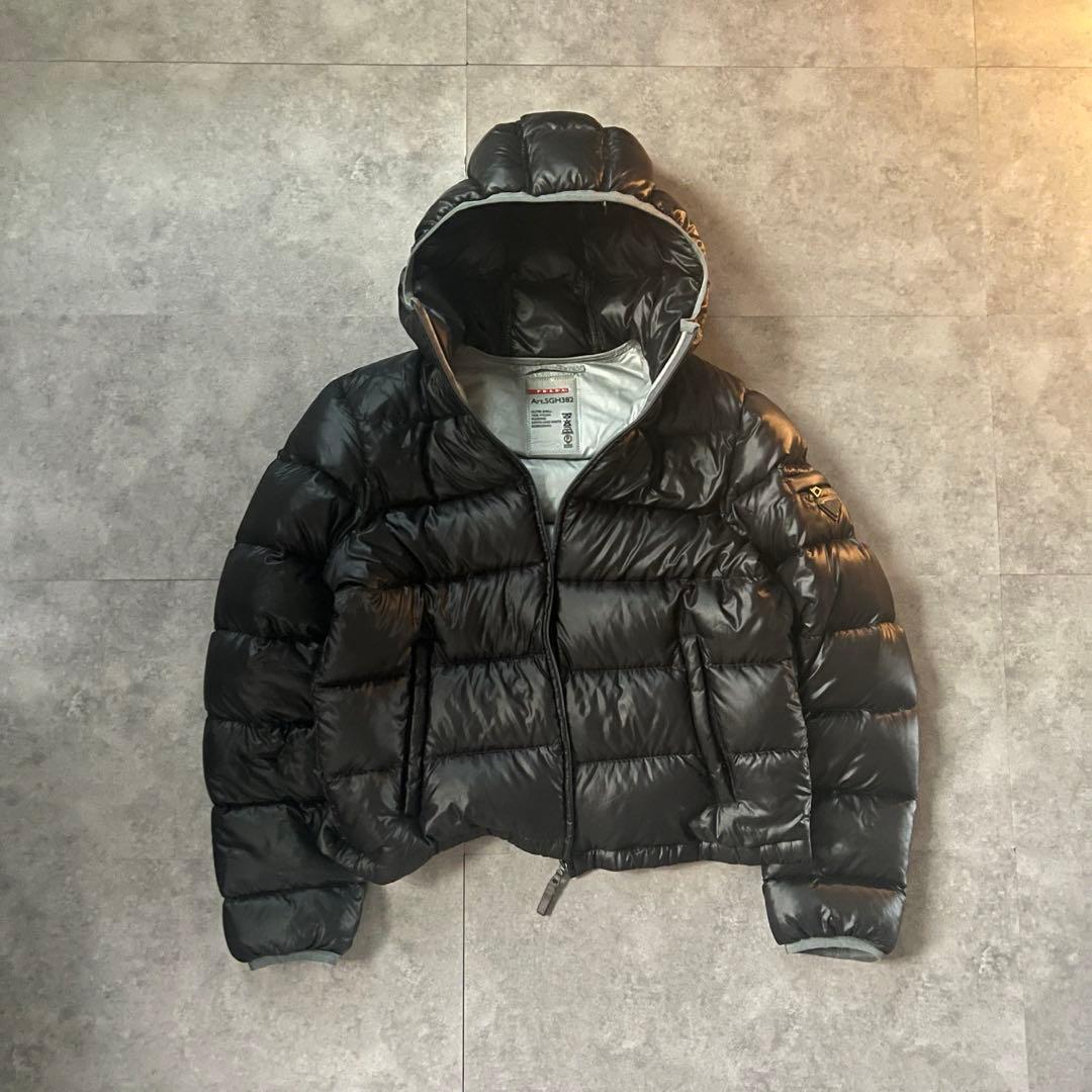 【⭐️超希少⭐️】PRADA プラダ　ダウンジャケット　黒　ブラック　M