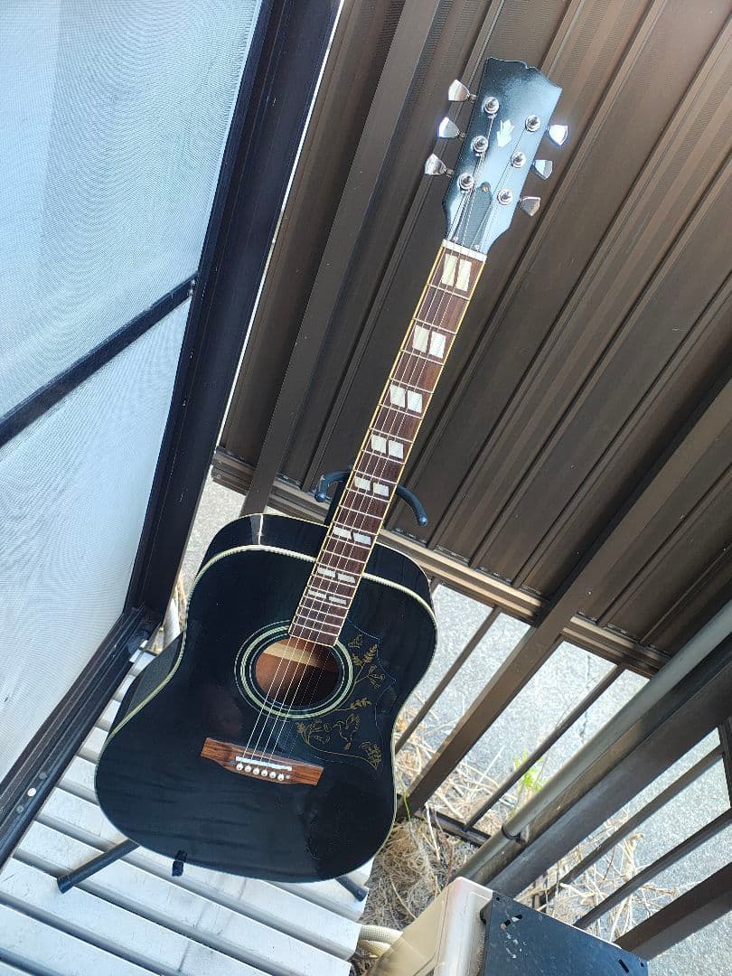 美品 ブラックハミングバード ピックアップ付エレアコ レリック加工