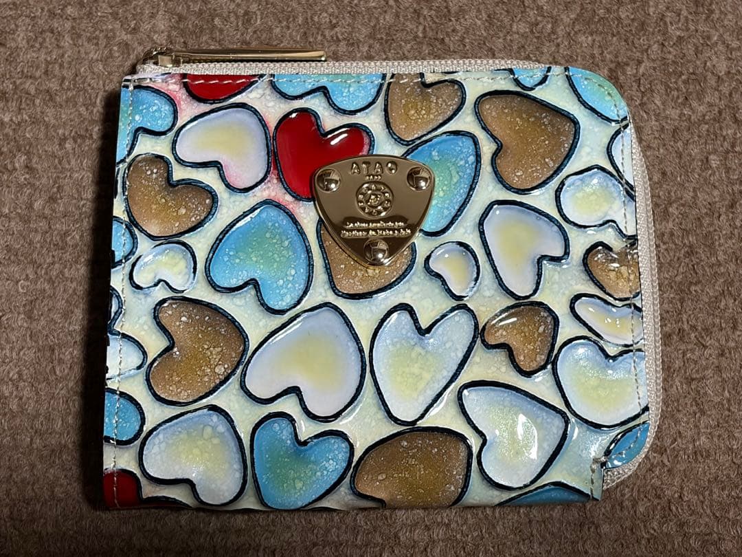 ★極美品・数日使用のみ★ アタオ ATAO ミリモ カームラブ ハッピーヴィトロ