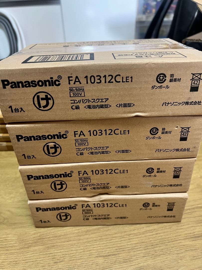 Panasonic 誘導灯C級 FA10312C➕FK10300 4セット