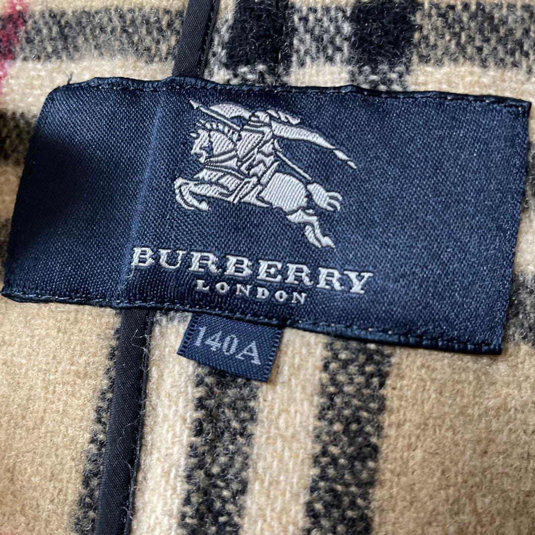 【美品】バーバリー　ダッフルコート　キッズサイズ140A 女の子